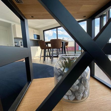 Urlaub Auf Dem Wasser Mit Einmaligen Ausblick - Well Hausboote Boltenhagen 10 Extérieur photo