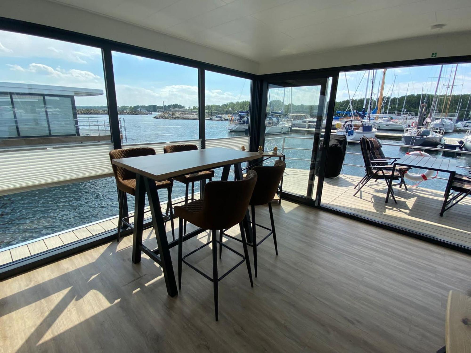 Urlaub Auf Dem Wasser Mit Einmaligen Ausblick - Well Hausboote Boltenhagen 10 Extérieur photo